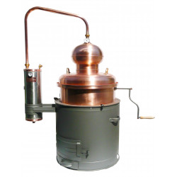 Distiller with mixer unit